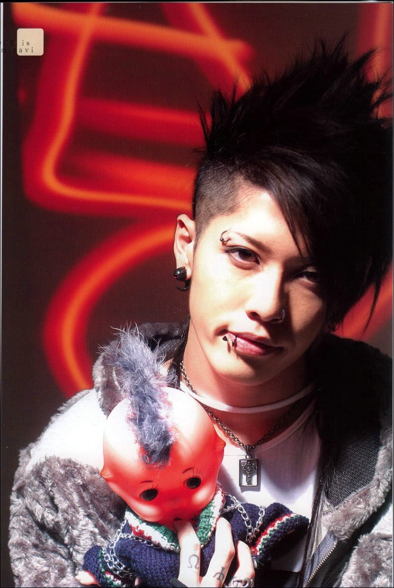 miyavi67.jpg